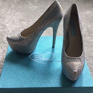 Betsey Johnson 'Wish' Pump - Size 7